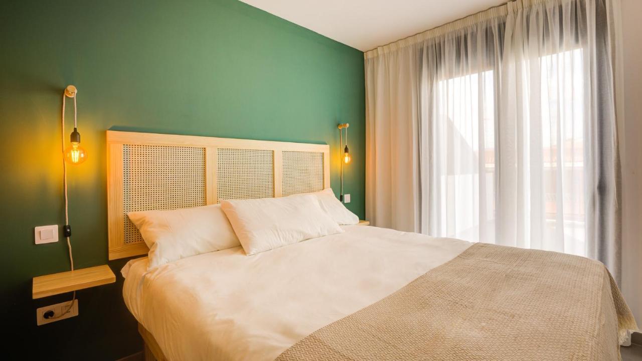 Oasis Apartments By Aloha Bay カレタ・デ・フステ エクステリア 写真