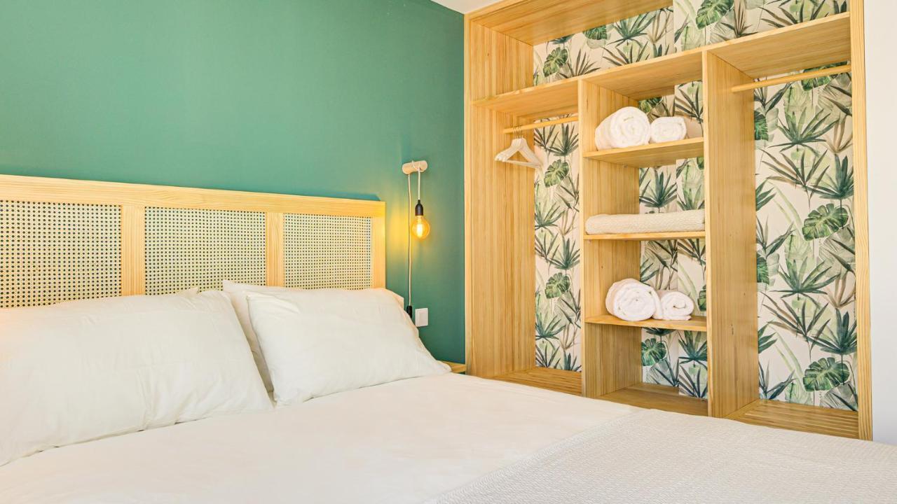 Oasis Apartments By Aloha Bay カレタ・デ・フステ エクステリア 写真